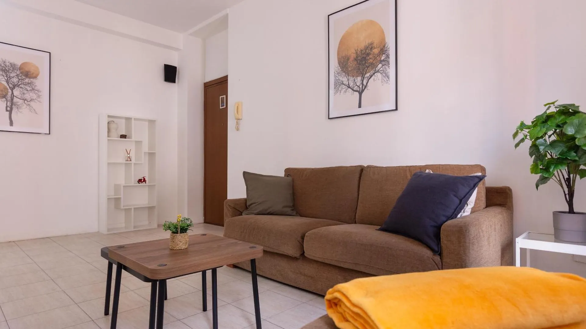 The Golden Floor - New Bright Apartment Milan