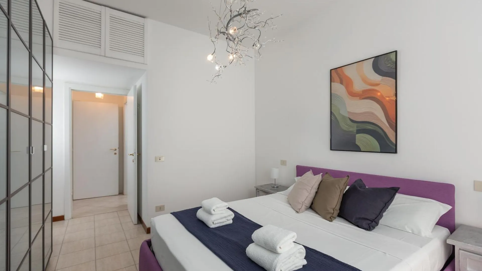 The Golden Floor - New Bright Apartment Milán